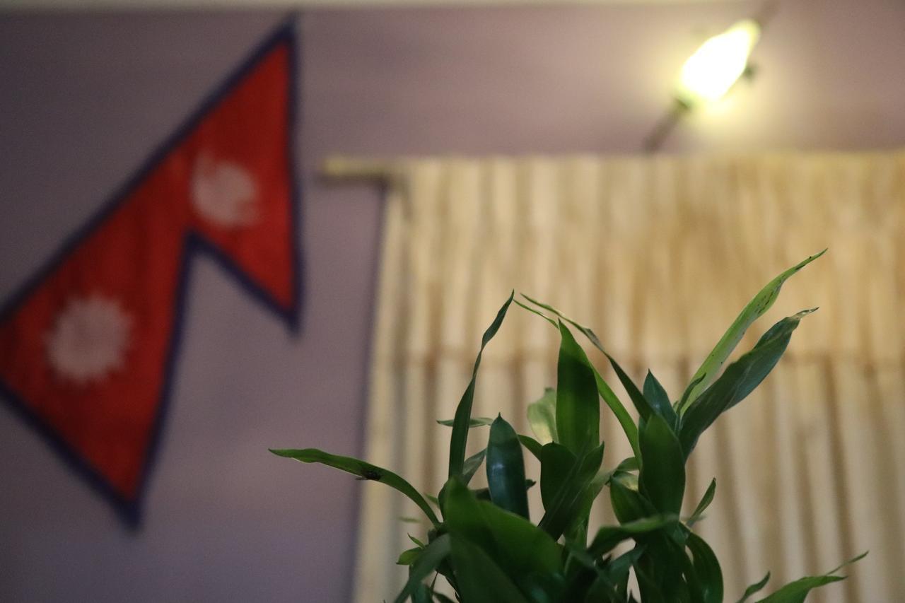 Hotel Young'S Stupa Ranipauwa Kültér fotó